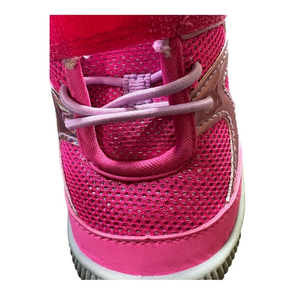 Oshkosh Girls Pink Sneakers with Velcro Closure NWOT Size 8 Toddler - Picture 4 of 5